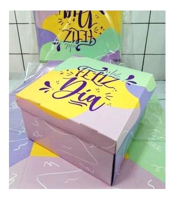 CAJA SORPRESA 20x20x12cm...